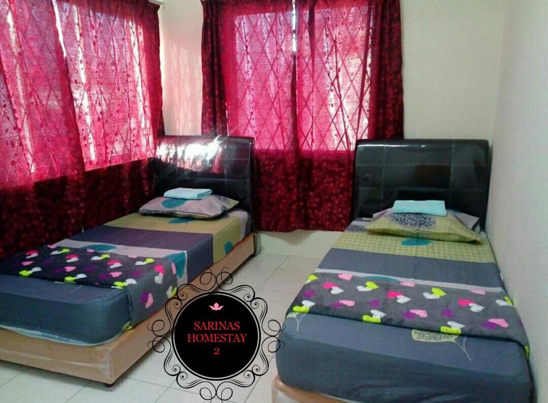 סמפורנה Sarinas Homestay מראה חיצוני תמונה